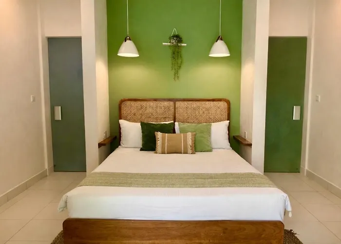 Naia Hotel Kuta Lombok