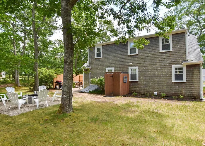 Great Home With Game Space 0 8 Miles From Cooks Brook Beach