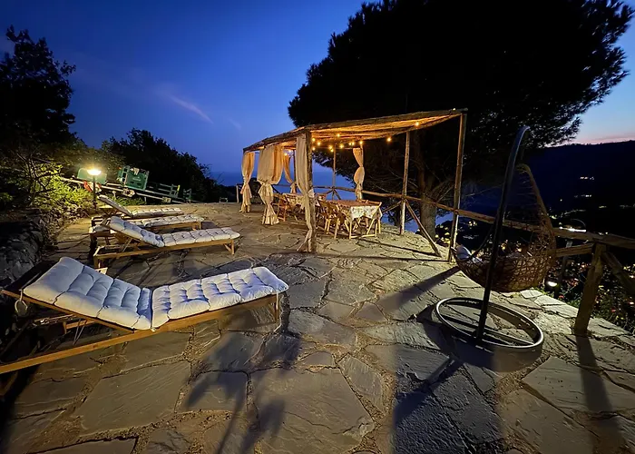 Begasti Guest House, For Trekking Lovers, Free Parking Included