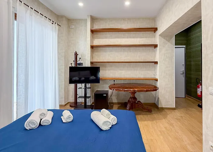 Edo House Anzio - Beachfront - Fronte Mare - Affittacamere - Private Parking
