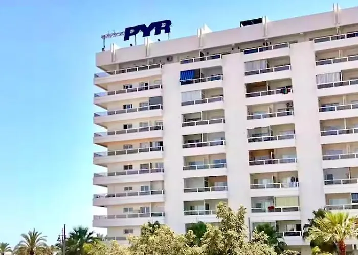 Hotel Apartamentos Pyr Fuengirola private studio