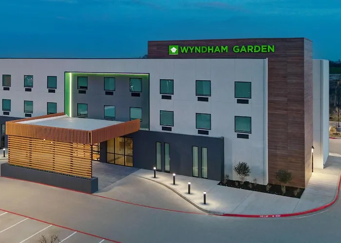 Wyndham Garden Anna