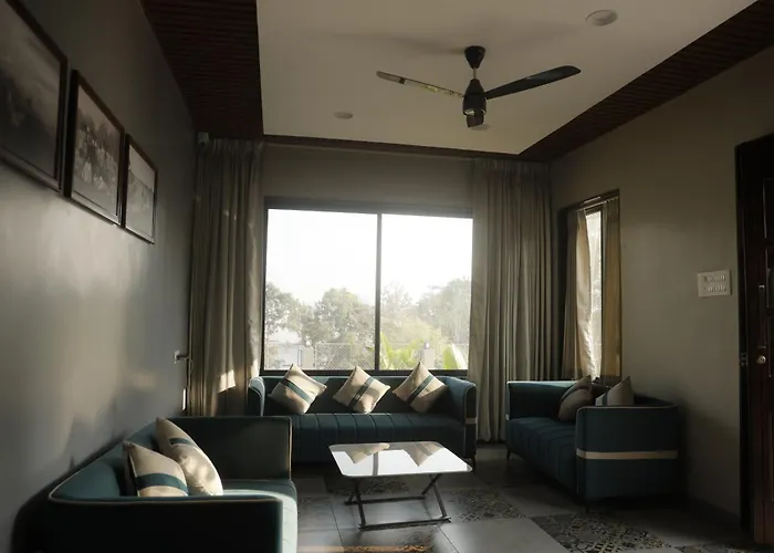 Shourya Resort And Lawn Panhala