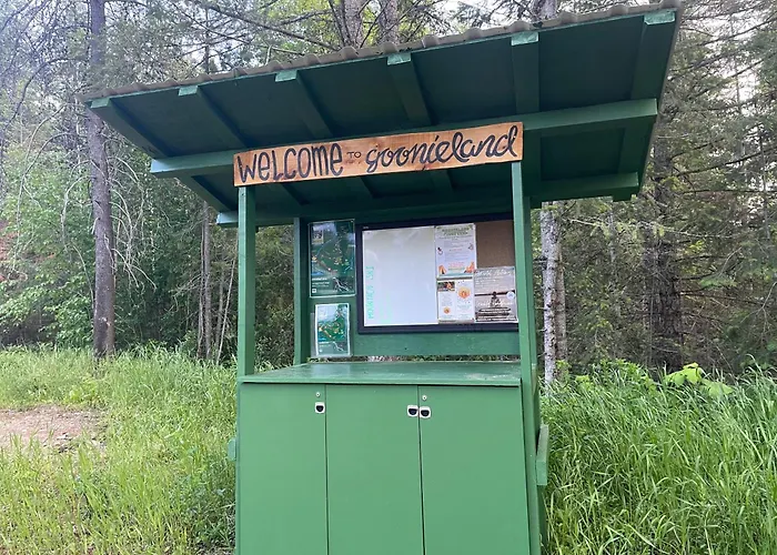 Goonieland Backcountry Sauna & Stays