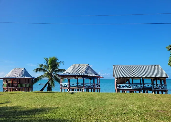 Vaiula Beach Fales