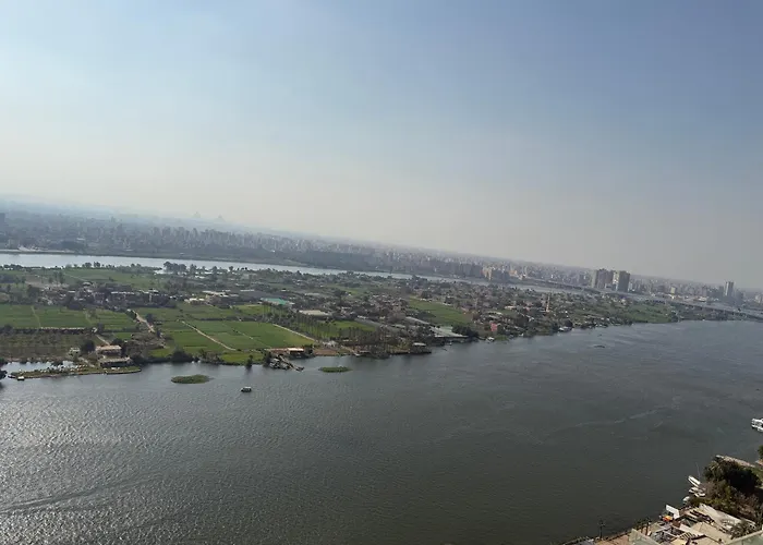 Stylish 3Br Apartment - Large Balcony - Nile View