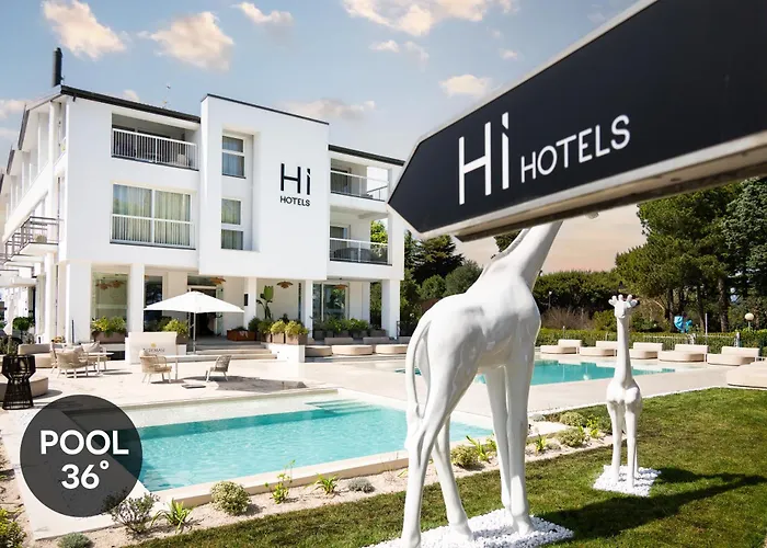 Hi Hotels Sirmione - Heated Lakeview Pool