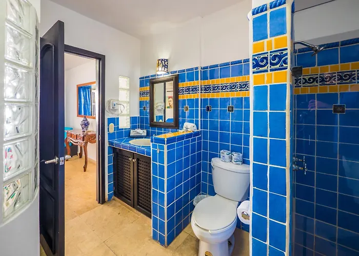 Marboka Hotel & Suites