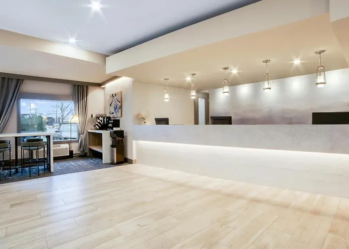 Sandman Hotel & Suites Kelowna