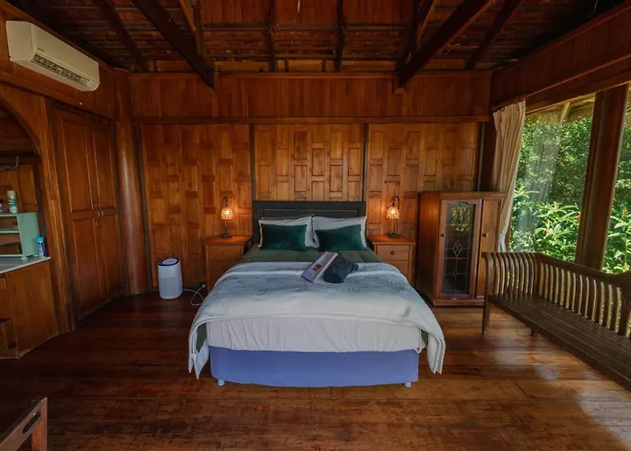 Silk Pavilions Glamping