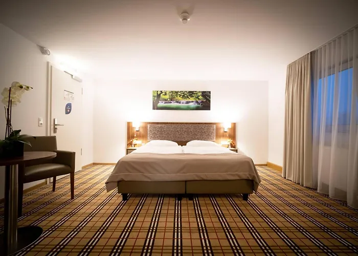 Anor Hotel I Park Sleep & Fly I Frankfurt Airport