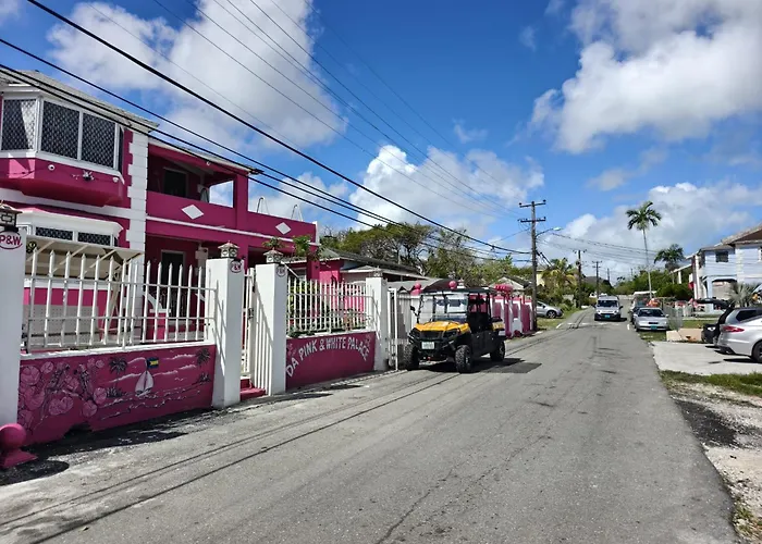 Da Pink And White Palace