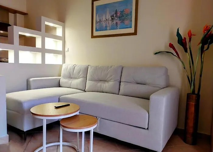 Hotel Paralio