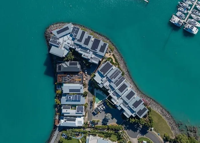 Peninsula Airlie Beach