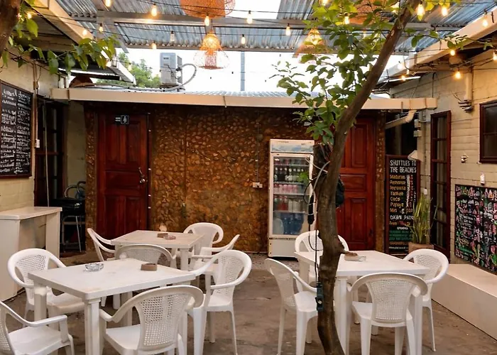 Hostal Los Chamos