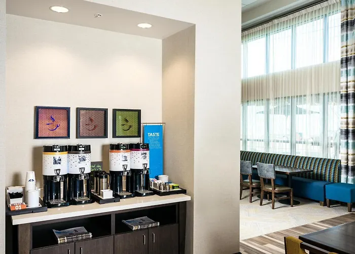 Hampton Inn & Suites By Hilton Seattle/Northgate