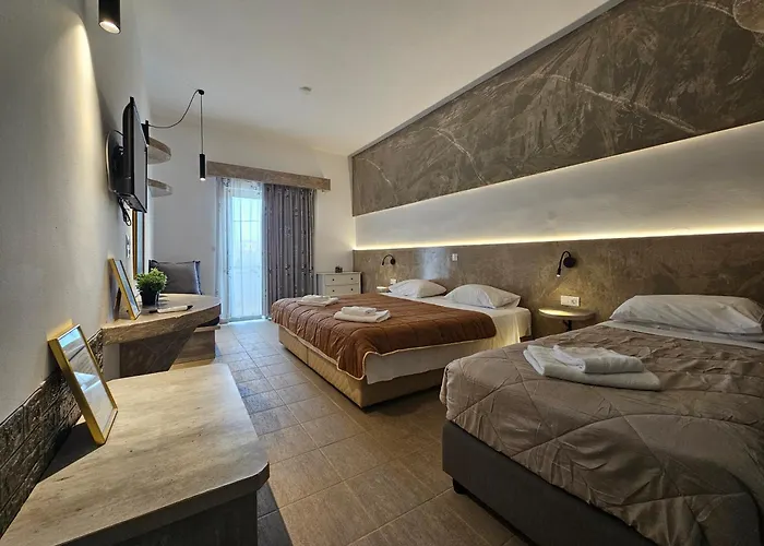 Penelope Hotel