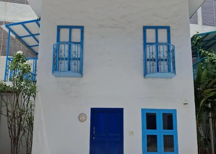 Greek Bay