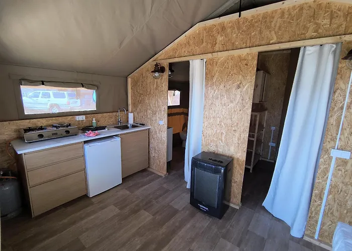 Hotel Masai Mara - Naturist Apartments & Glamping Clothing Optional
