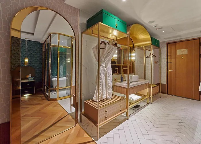 Oku Hotel