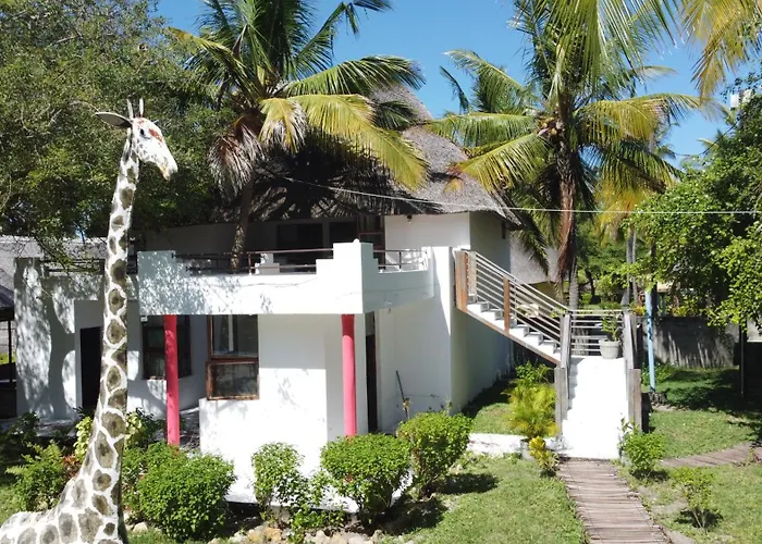 Giraffe House Vilankulo