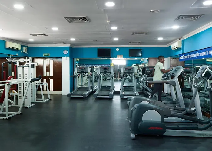 Al Falaj Hotel - Secure City Escape In Muscat