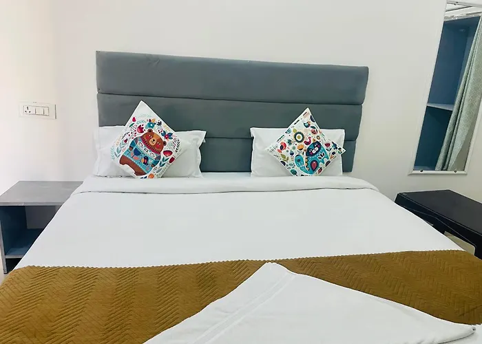Hotel The Regal Inn