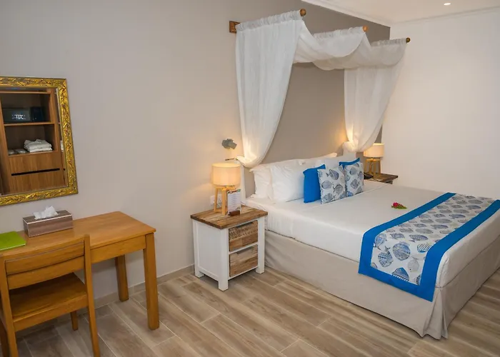 Acajou Beach Resort