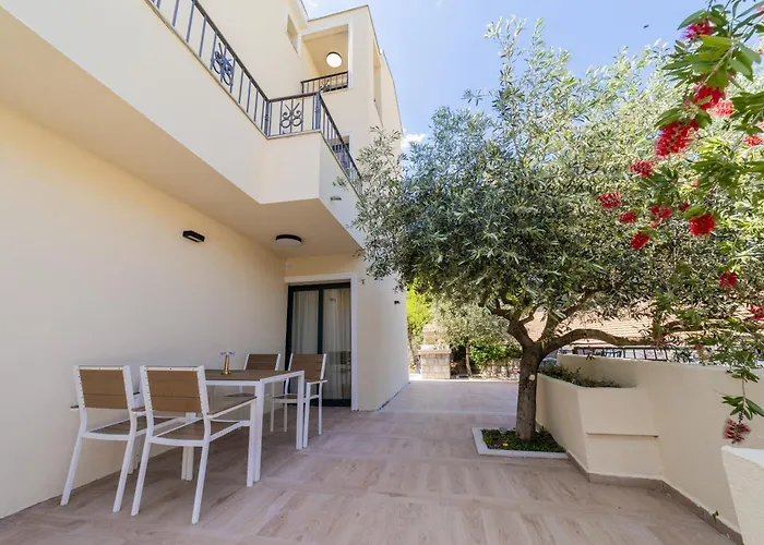 Klaris Guest House