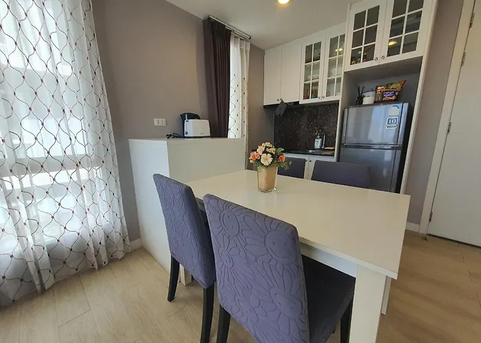 Execlusive Seaview 1 Bedroom Suite With Toproof Pool At The Patio Bangsaen