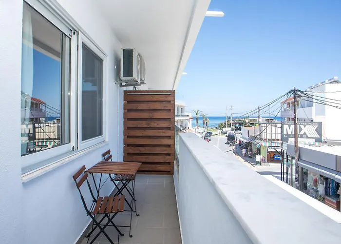 Atma Beach Rooms & Suites