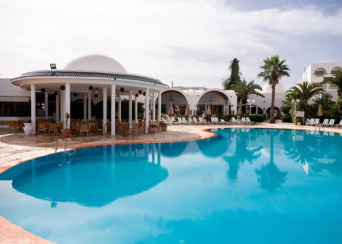 Zodiac Hotel & Aqua Park