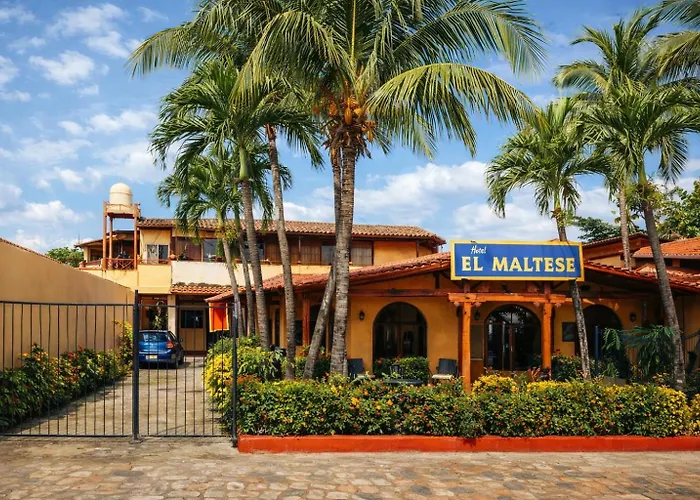 Hotel El Maltese - Lakefront