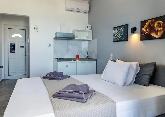 Star Apartments
