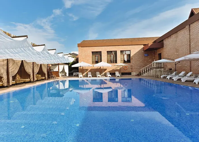 Ichan Qal'A Premium Class Hotel