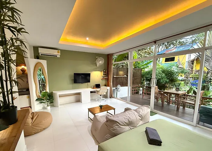 Beach Jungle