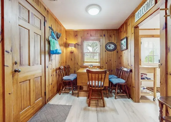Uncle Rolfs Cozy Cottage
