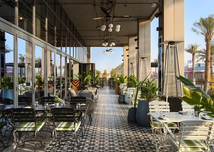 Voco Dubai The Palm By Ihg