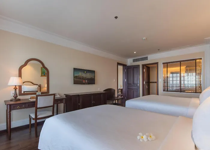 Sunrise Nha Trang Beach Hotel & Spa
