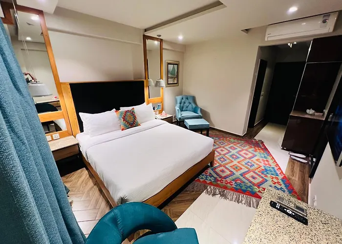 Lahore Continental Hotel