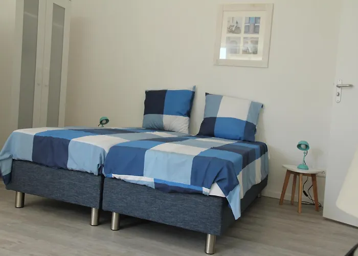 Stunning Apartment In Schoorl, North Hollanda You Can Bike To The Beach