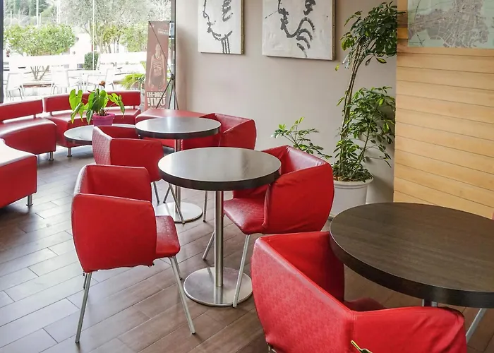 Ibis Girona