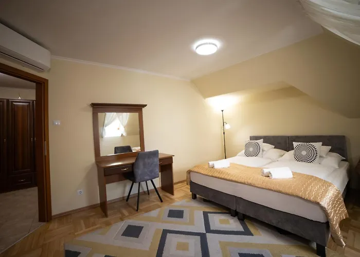 Dóm Hotel