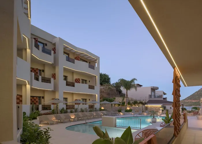 Amalia Apartments-Suites