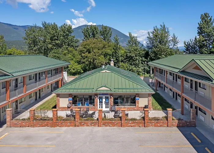 Surestay Plus Hotel By Best Western Salmon Arm