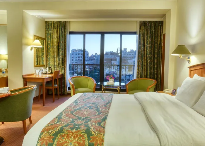 Grand Palace Hotel