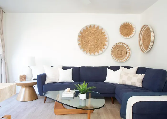 Adorable Octopus Hideaway 2 Min Walk To The Beach!