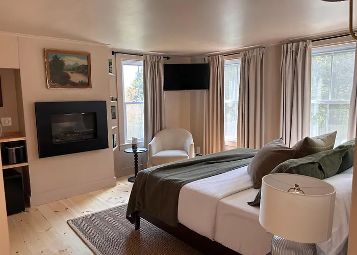 Hideaway Inn Maine