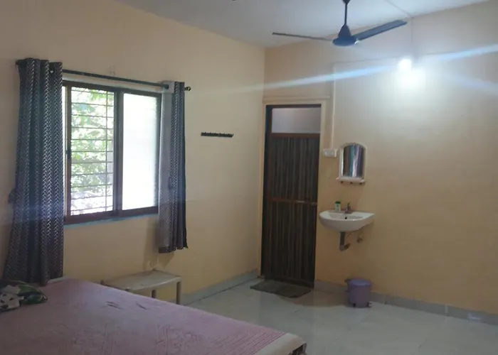 Ballaleshwar Cottage