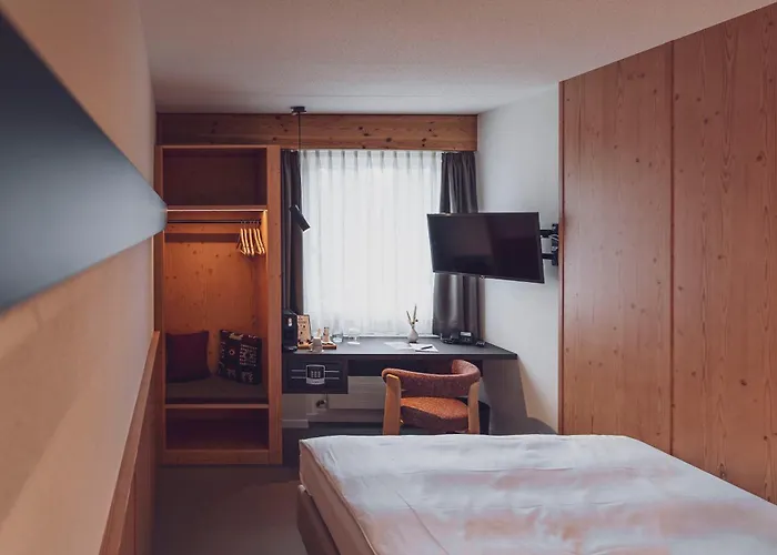 Mountain Plaza Hotel